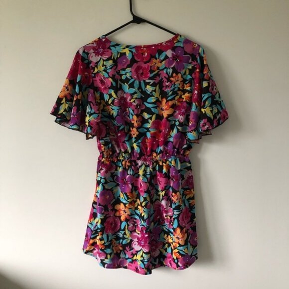 Shein Floral Romper - Picture 5 of 5